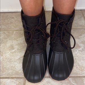duck boots